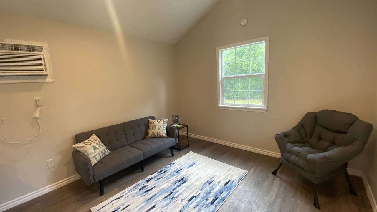 Photo of Livingroom in Cleveland