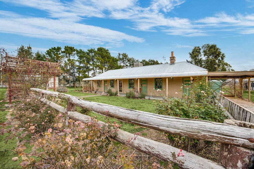 Photo of Outdoor in Galambine