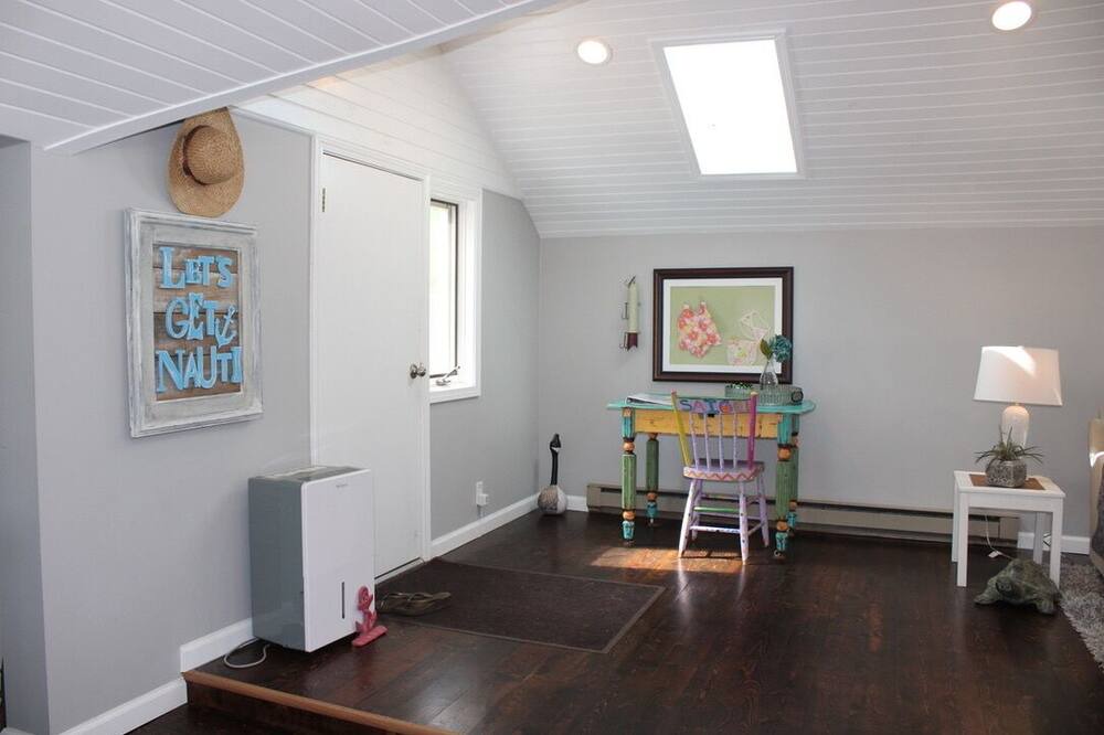 Photo of Others in Syracuse