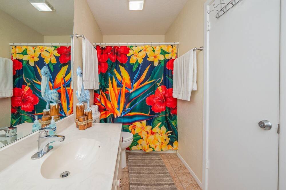 Photo of Bathroom in Sailhouse