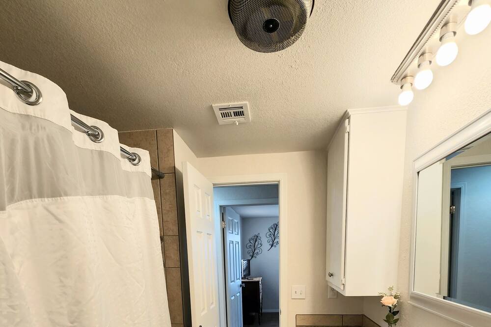 Photo of Bathroom in Moore