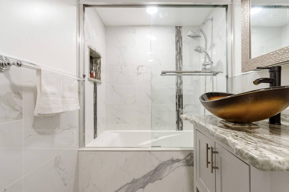 Photo of Bathroom in Fair Lawn