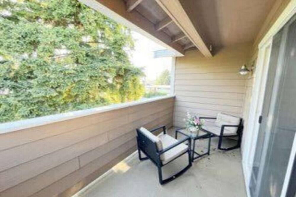 Photo of Others in Renton