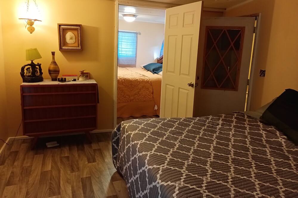 Photo of Bedroom in Zavalla