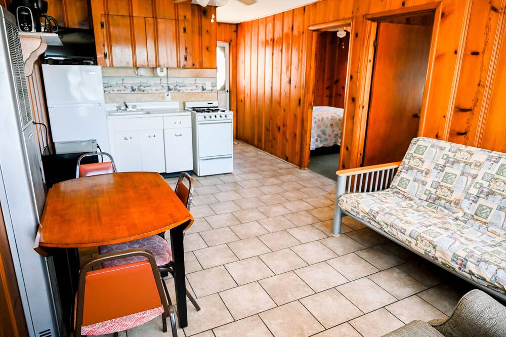 Photo of Bedroom in Camdenton