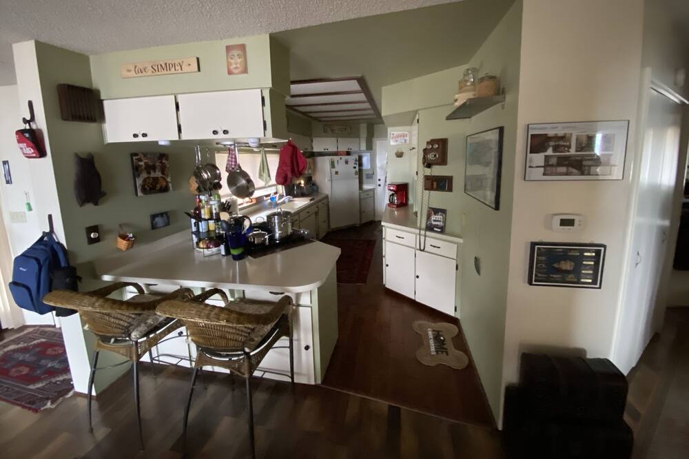 Photo of Kitchen in Brinnon