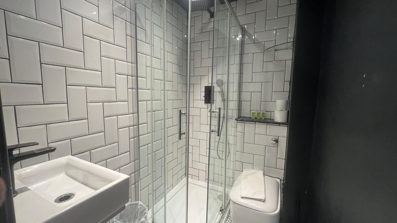 Photo of Bathroom in Earl's Court