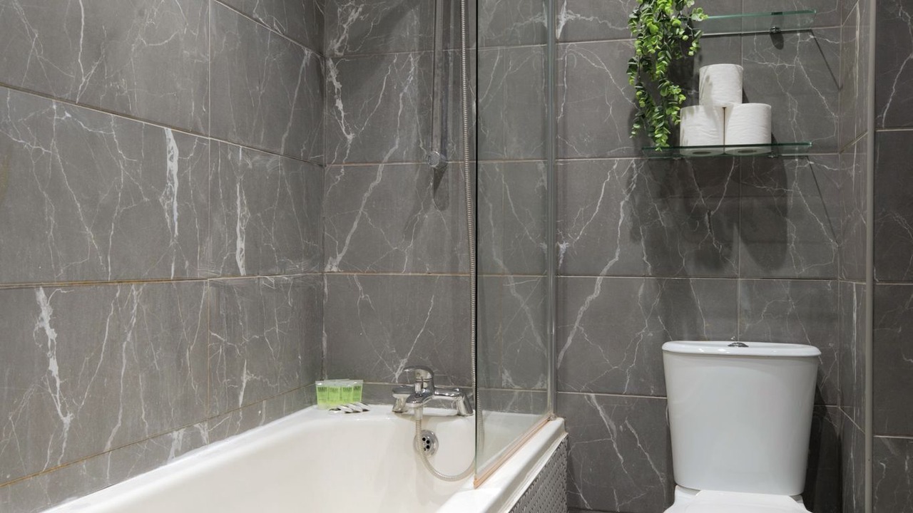 Photo of Others in Earl's Court