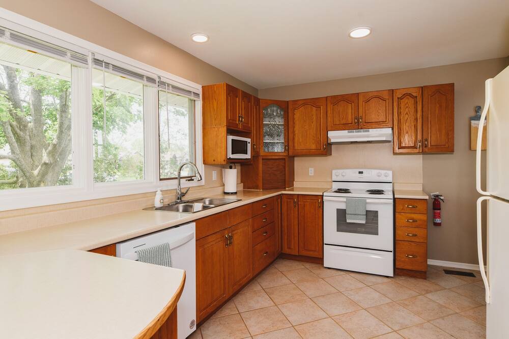 Photo of Kitchen in Plympton-Wyoming