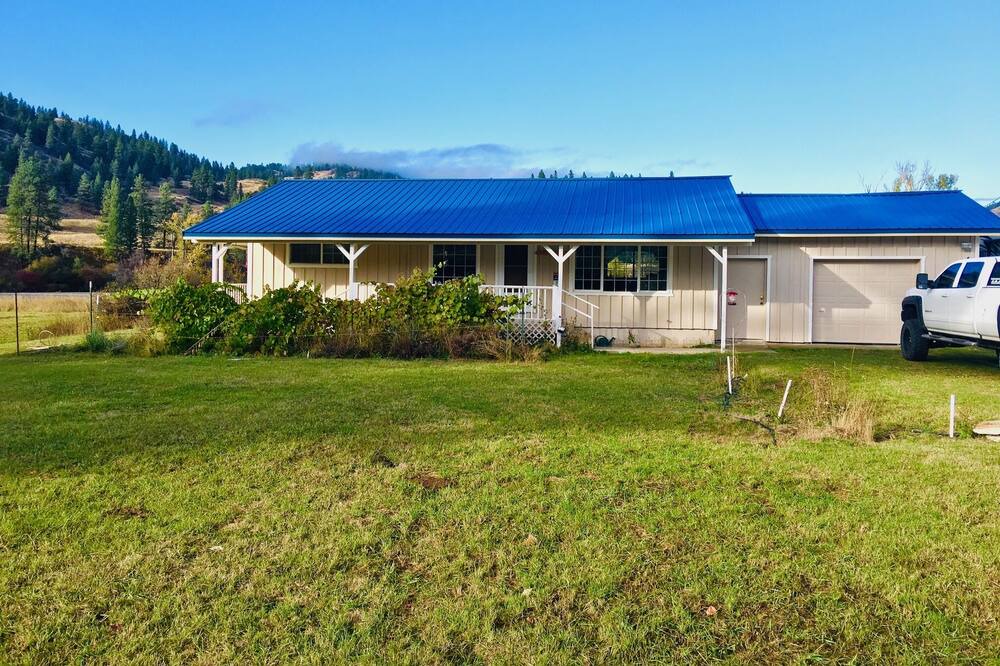 Photo of Outdoor in Curlew