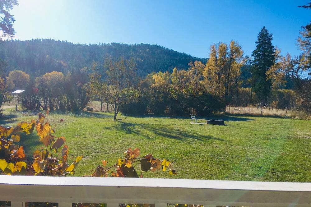 Photo of Patio Balcony in Curlew