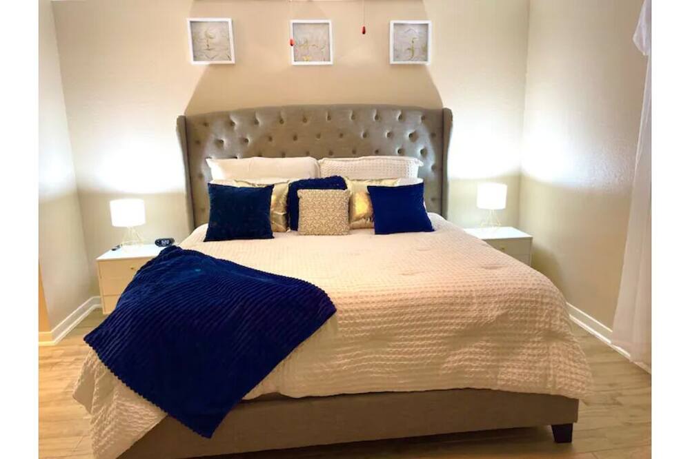 Photo of Bedroom in Brookhollow