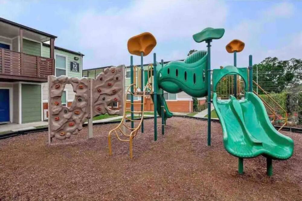 Photo of Others in Brookhollow