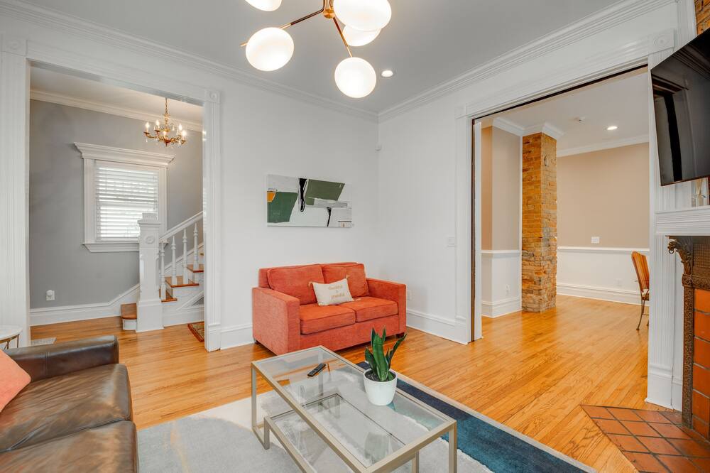 Photo of Livingroom in Chattanooga