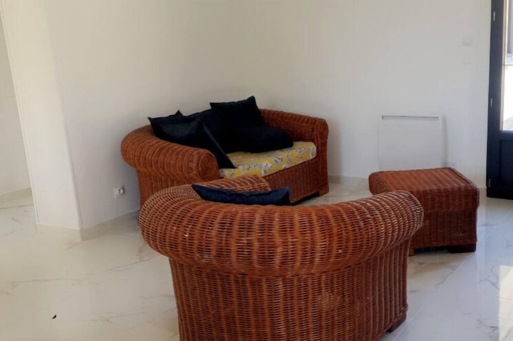 Photo of Livingroom in Maubert-Fontaine