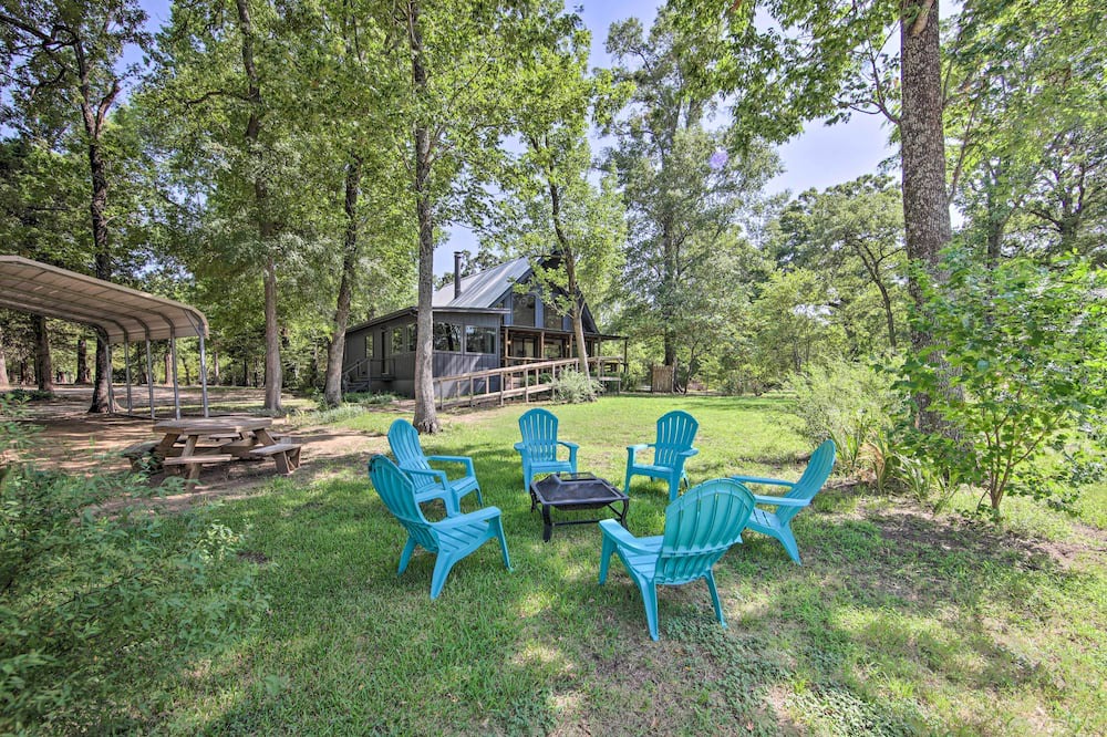 Photo of Outdoor in Henderson County