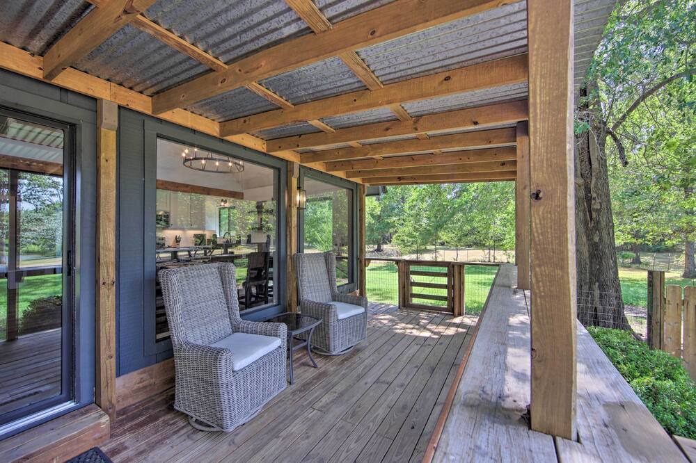 Photo of Outdoor in Henderson County