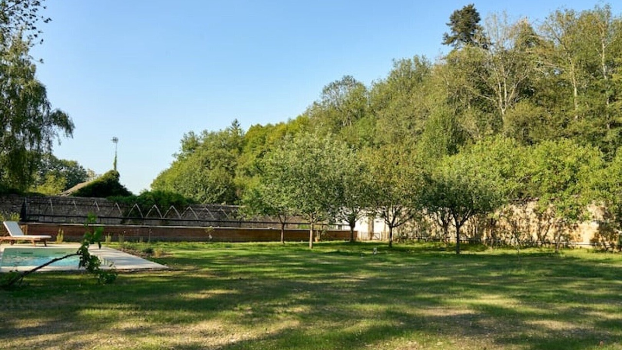 Photo of Outdoor in Ballan-Mire