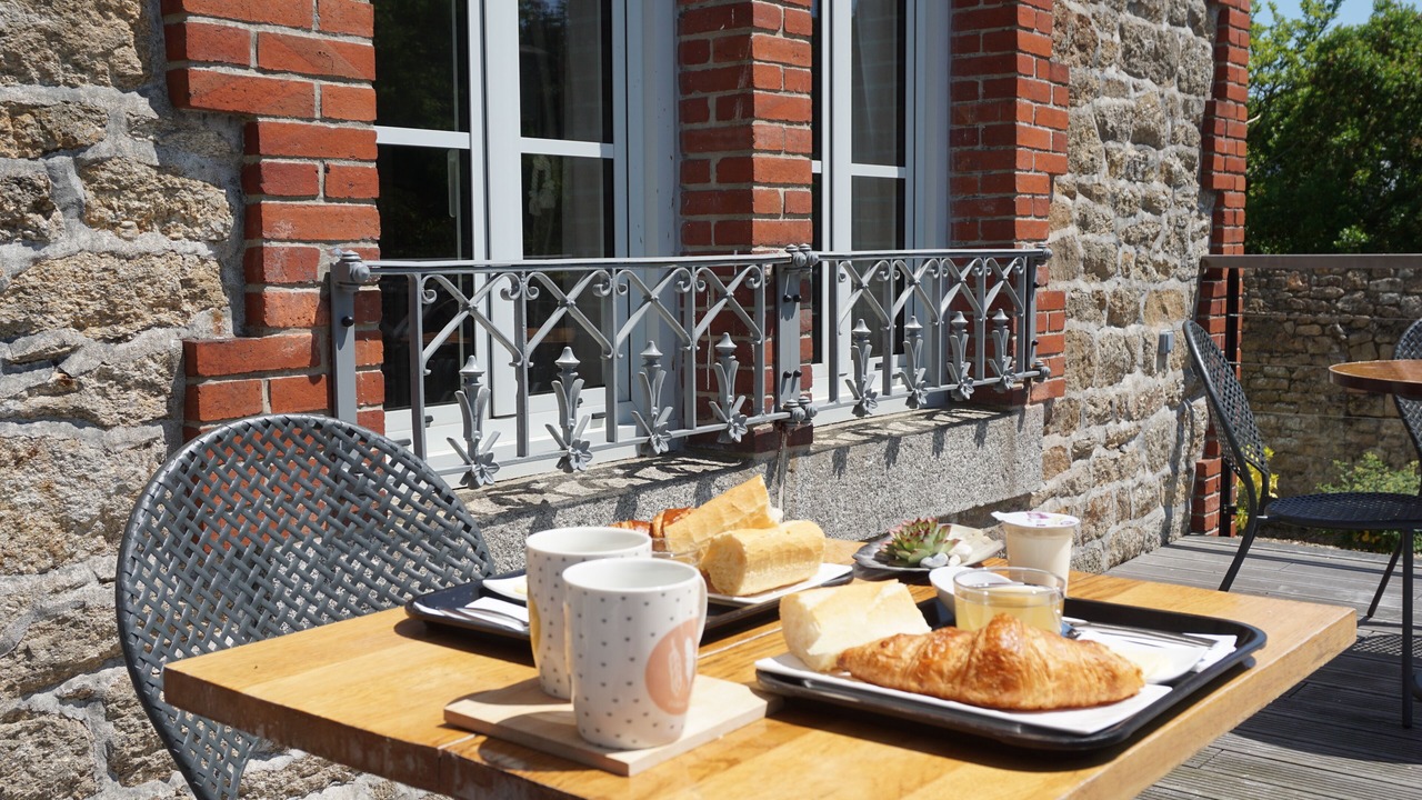 Photo of Others in Guingamp