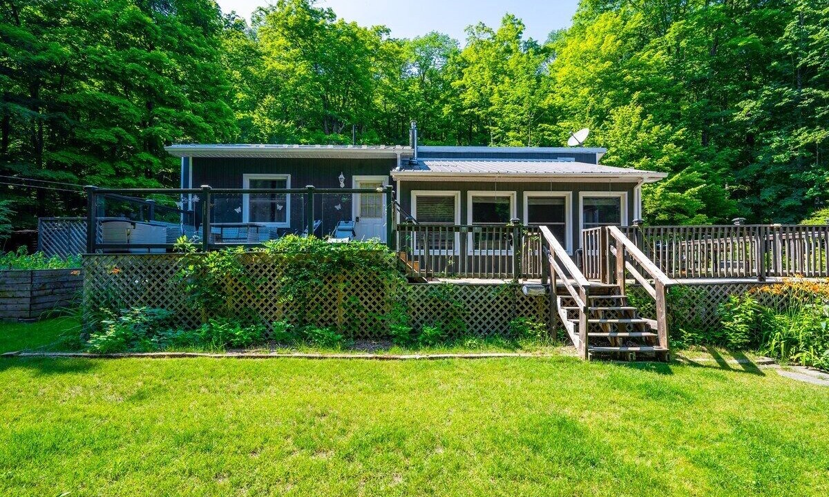 Photo of Outdoor in Colpoys Bay
