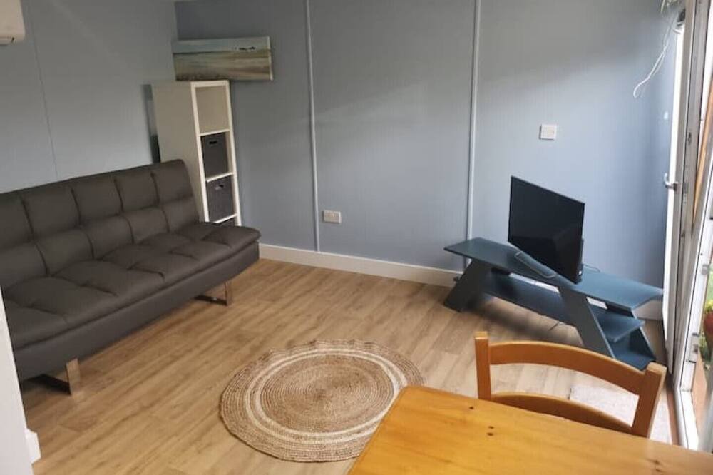 Photo of Livingroom in Milton