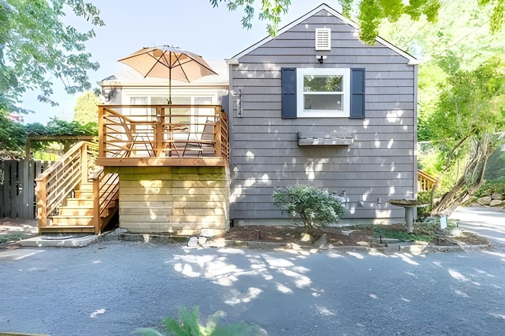 Photo of Others in Gatewood