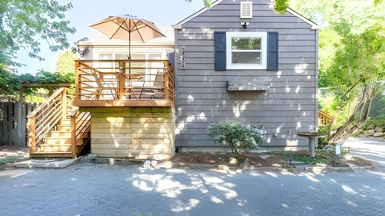 Photo of Outdoor in Gatewood