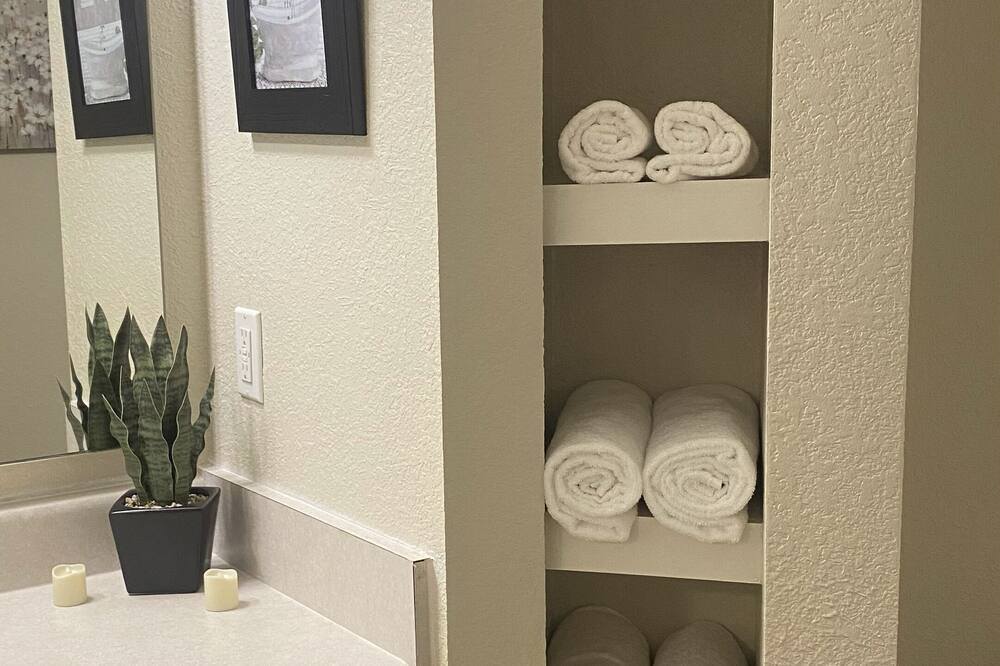 Photo of Bathroom in Cardinal Heights