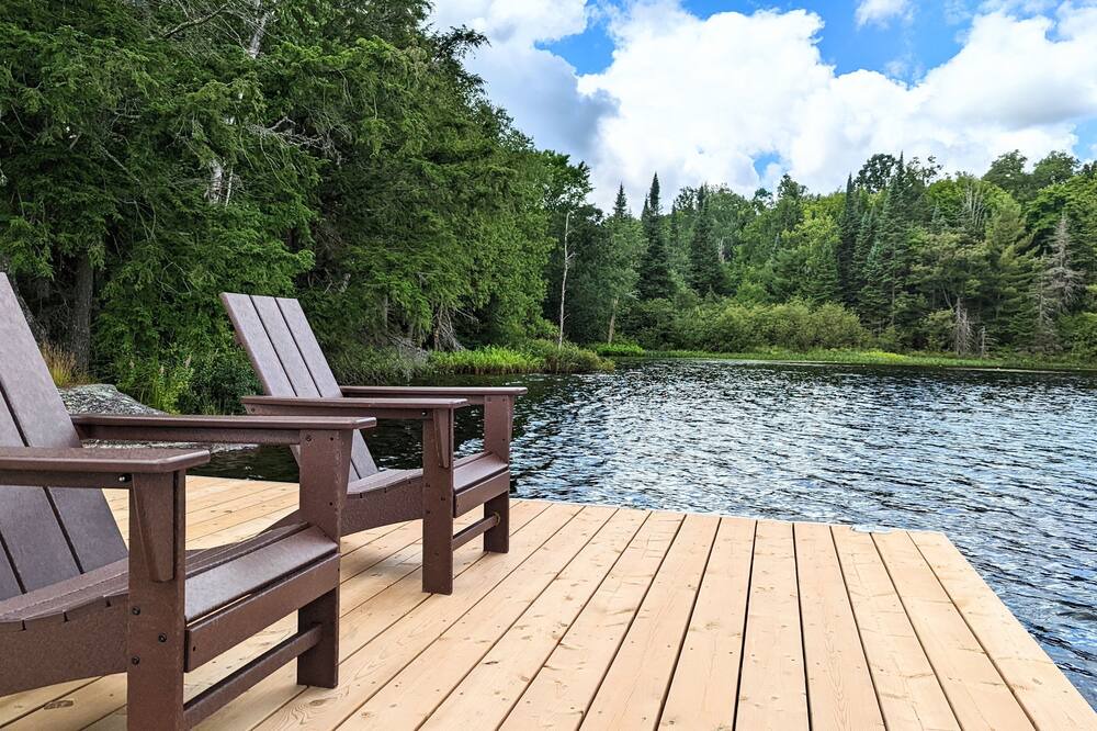 Photo of Outdoor in McKellar