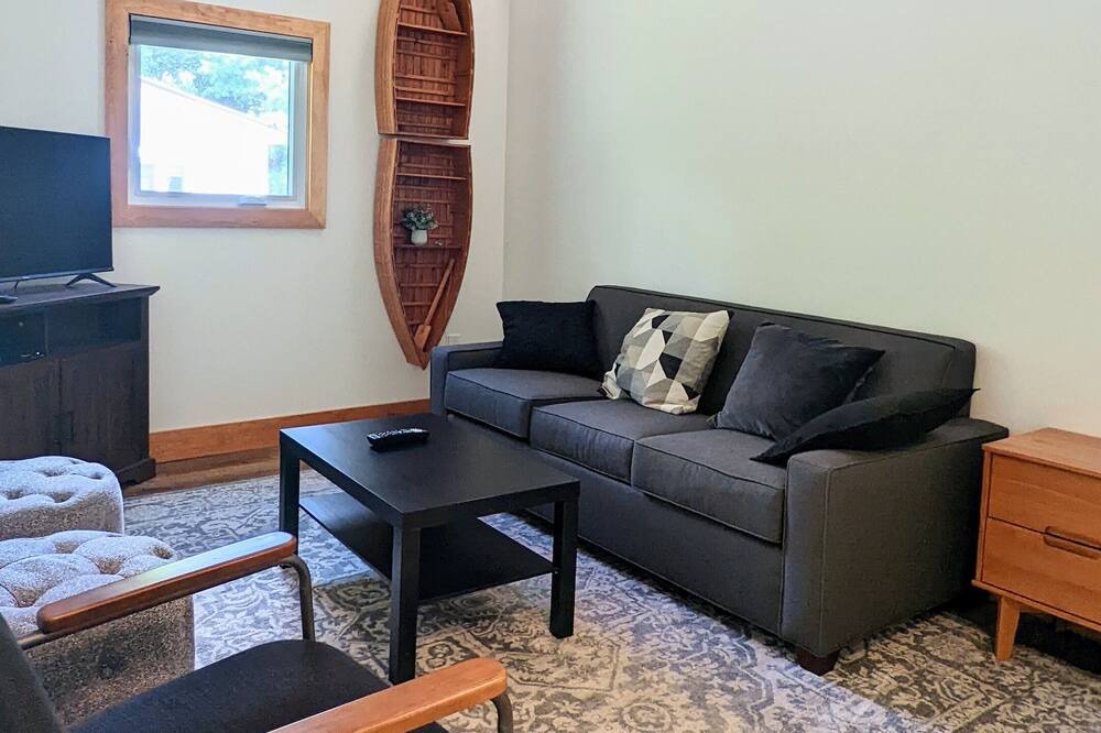 Photo of Livingroom in McKellar