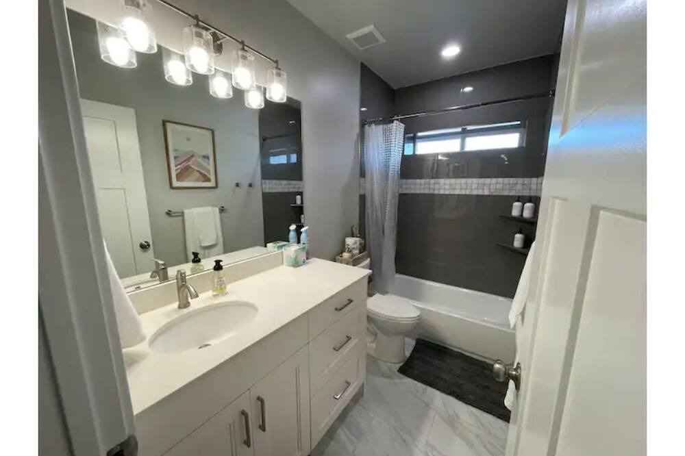 Photo of Bathroom in North Ogden