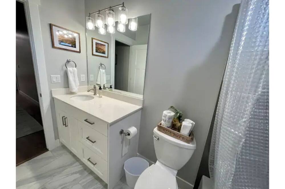 Photo of Bathroom in North Ogden
