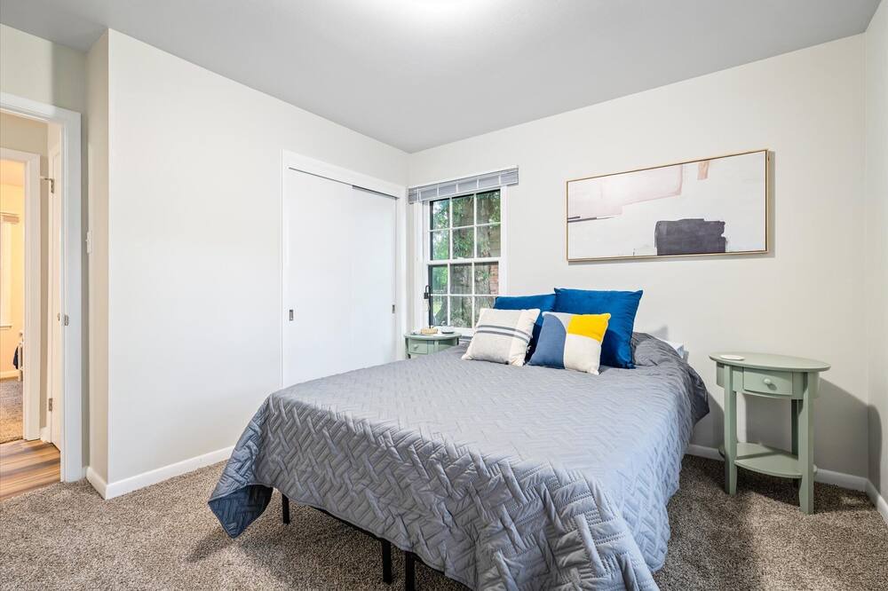 Photo of Bedroom in Mobile