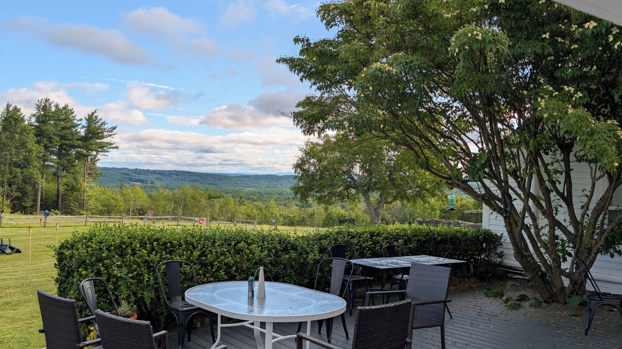 Photo of Patio Balcony in Francestown