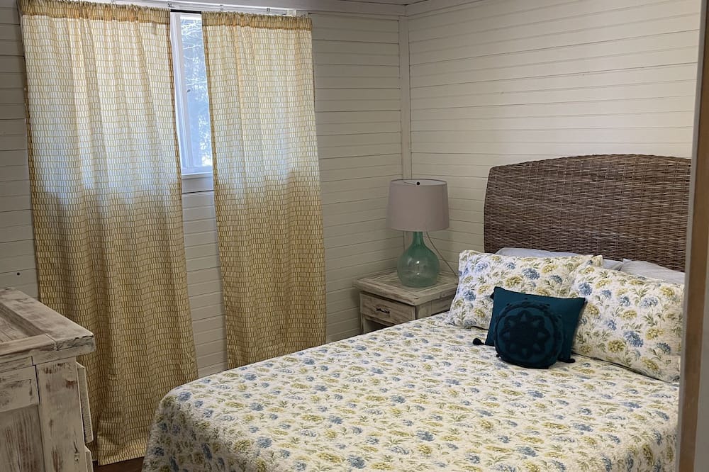 Photo of Bedroom in Laporte