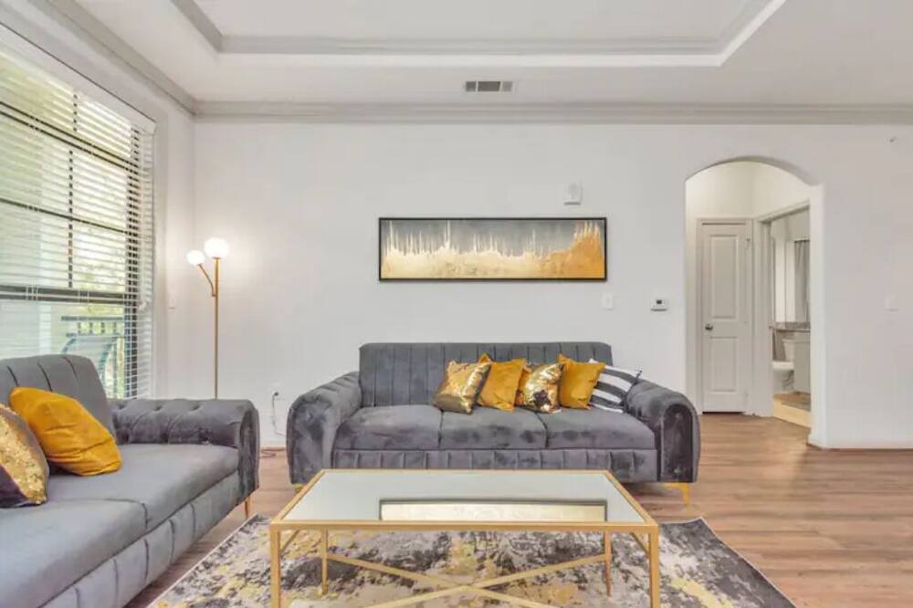 Photo of Livingroom in College Park