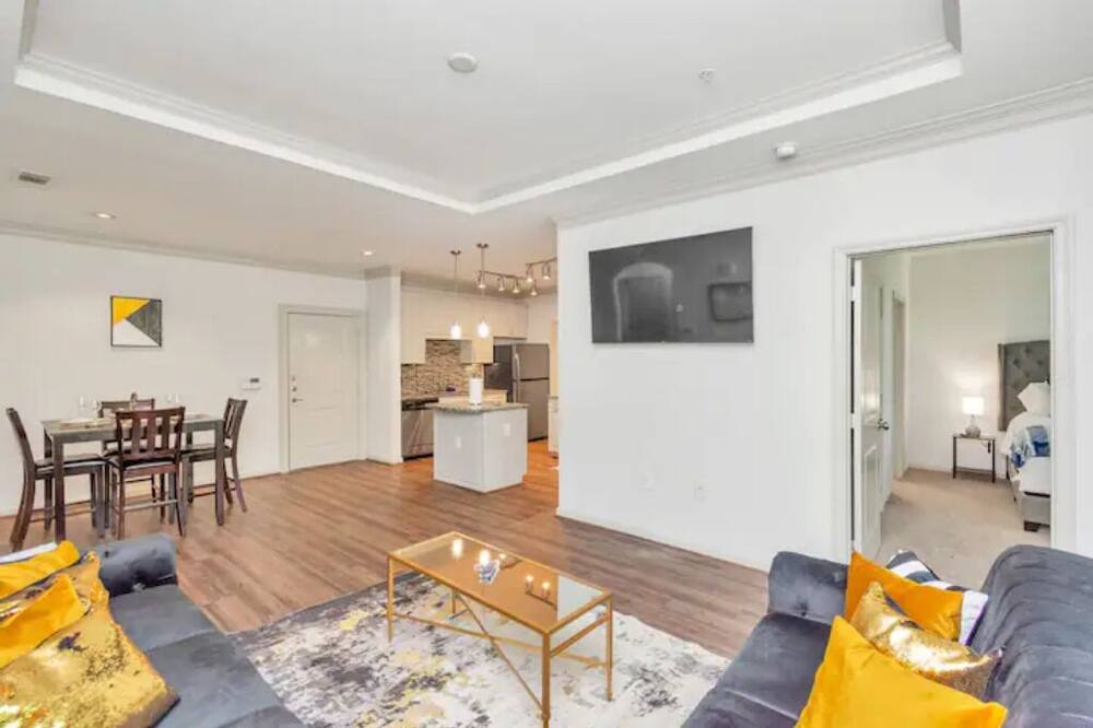Photo of Livingroom in College Park