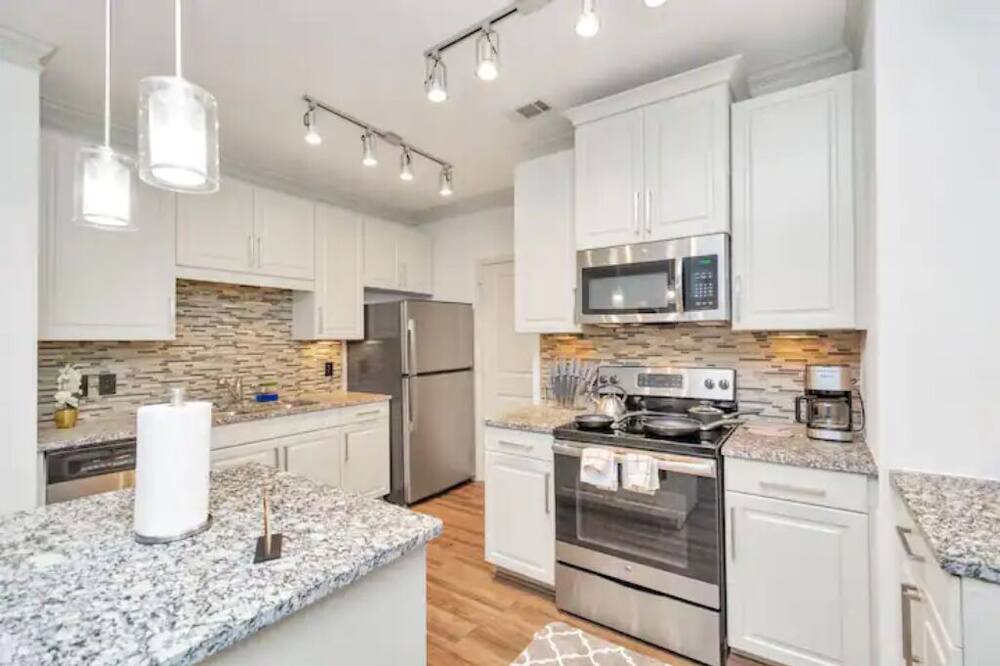 Photo of Kitchen in College Park