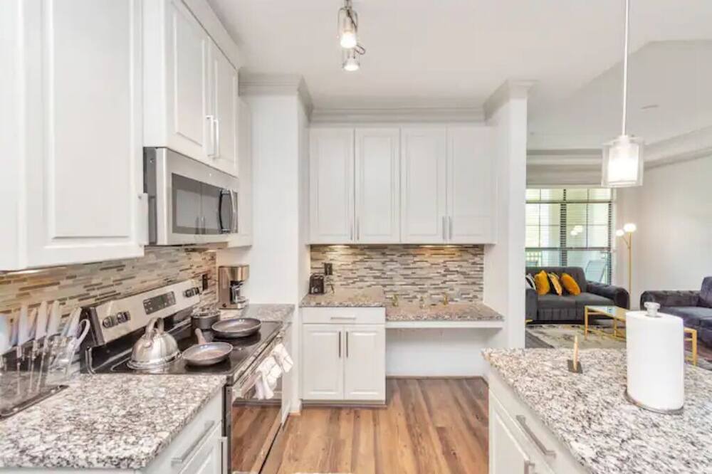 Photo of Kitchen in College Park