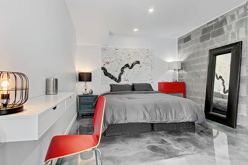 Photo of Bedroom in Ste. Foy