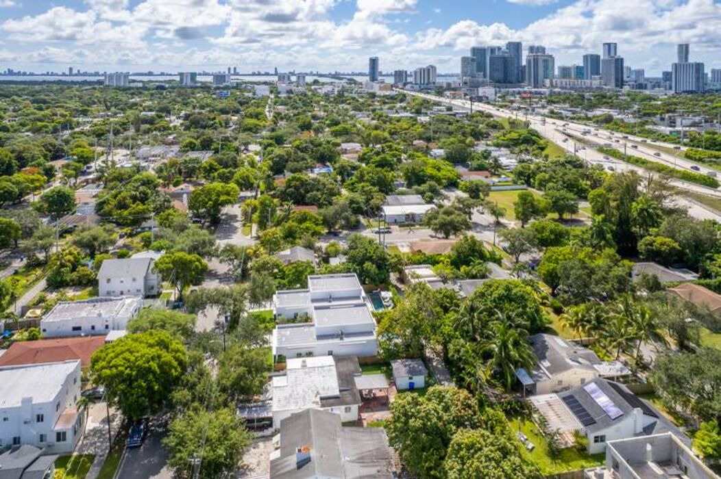 Photo of Outdoor in Allapattah
