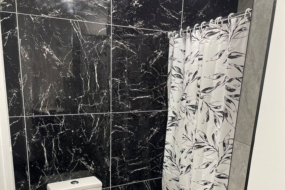 Photo of Bathroom in Te Rapa