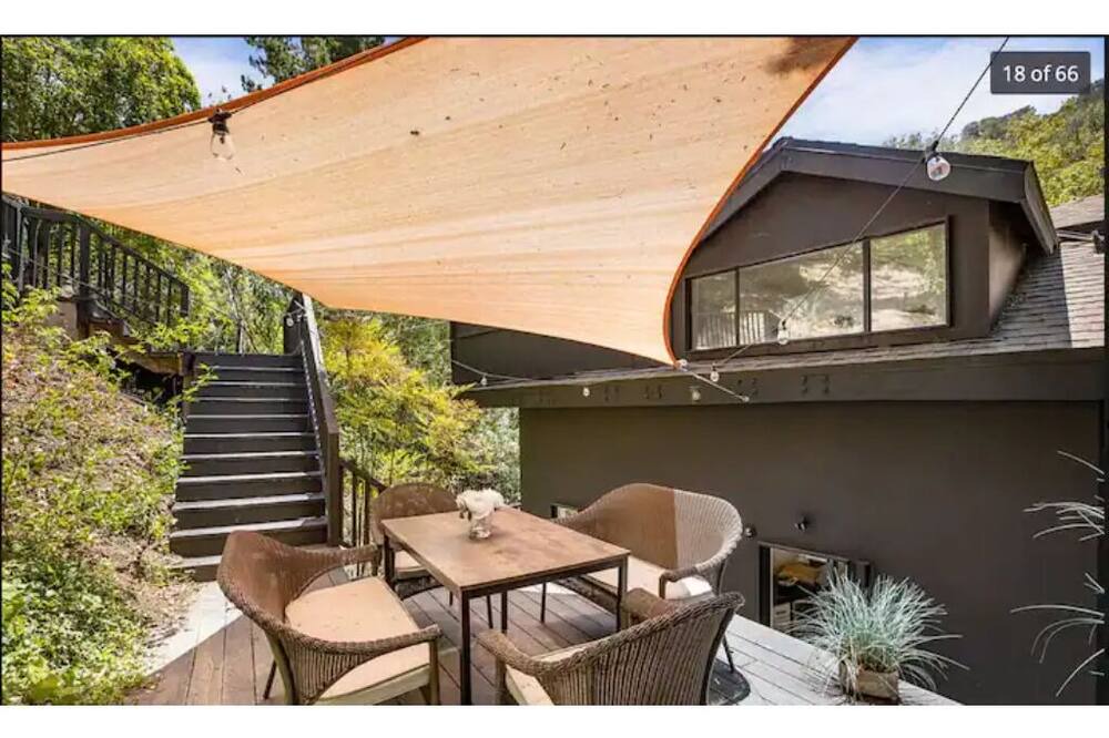 Photo of Patio Balcony in Beverly Glen