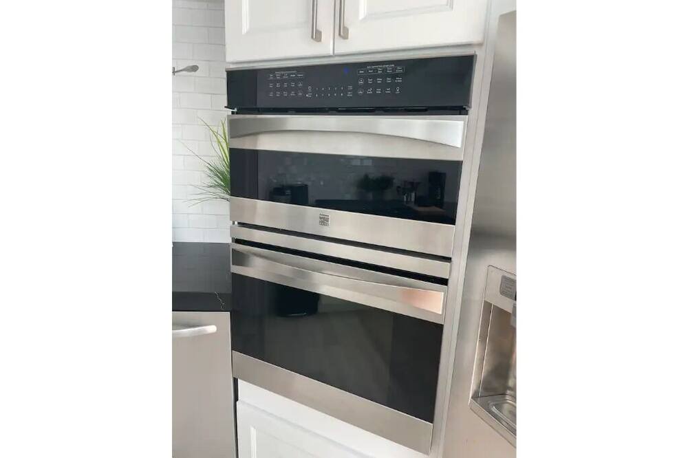 Photo of Kitchen in Beverly Glen
