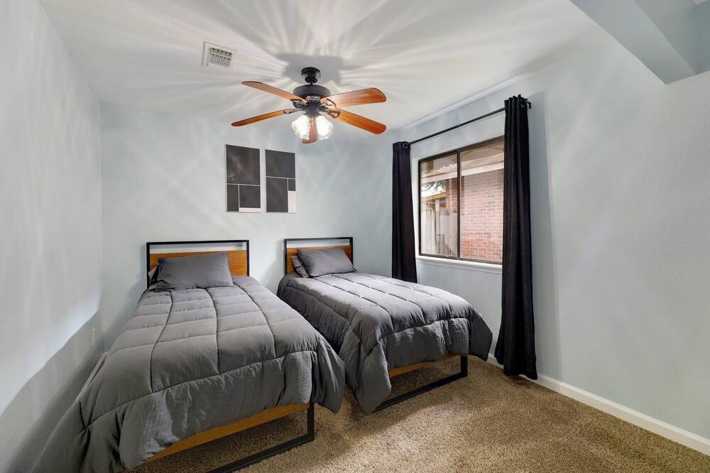 Photo of Bedroom in Anderson Mill