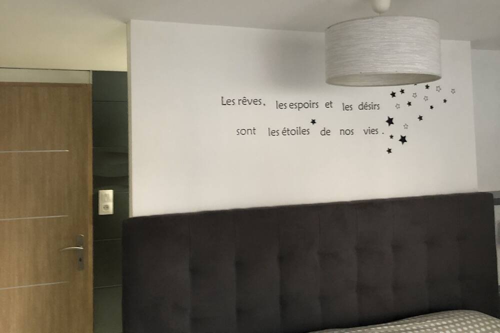 Photo of Bedroom in Saujon