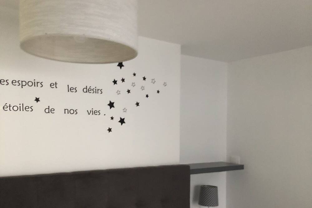 Photo of Bedroom in Saujon