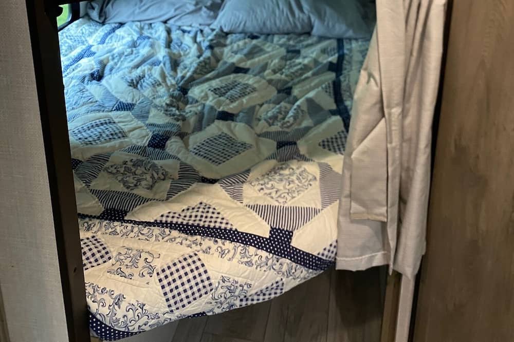 Photo of Bedroom in Pryor