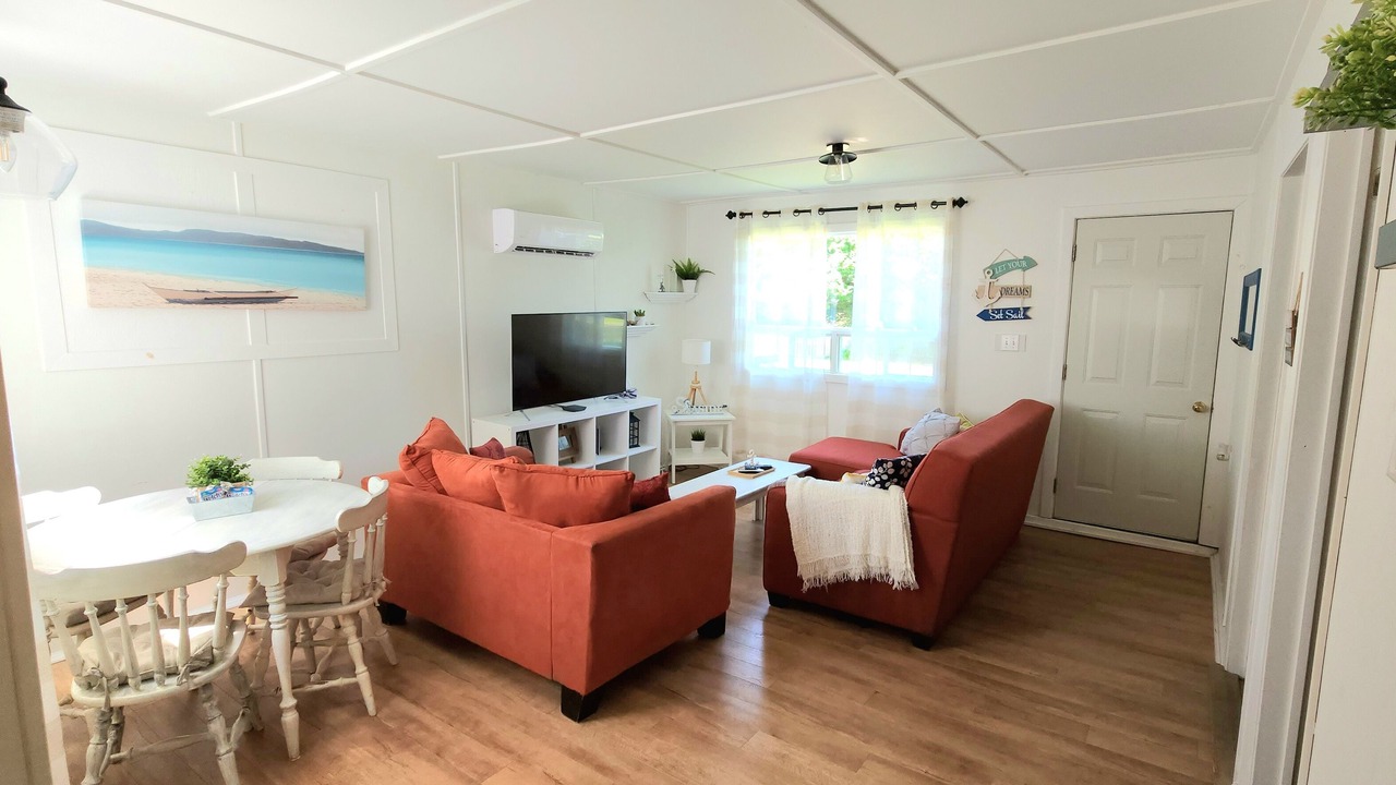 Photo of Livingroom in Pointe-du-Chene