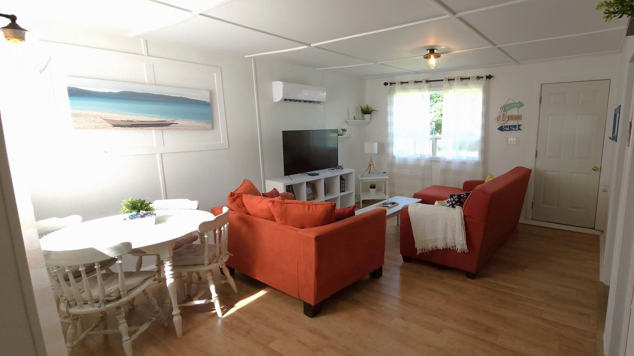 Photo of Livingroom in Pointe-du-Chene